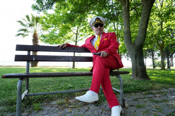 Foto - Beni gören dönüp bir daha bakıyor! İzmit'te sokakların stil ikonu