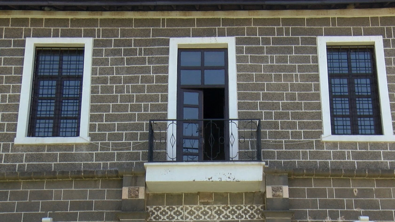 Foto - Benzeri yok! Dünyada obsidiyen taşlarıyla yapılmış tek bina Türkiye'de