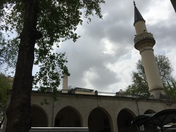 Foto - Benzersiz yapısıyla Çınarlı Camii