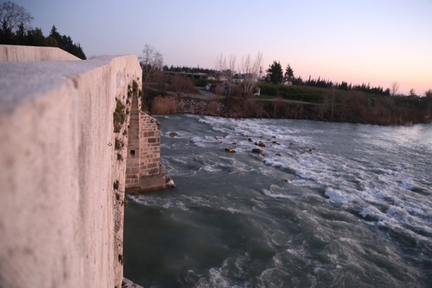 Foto - Benzersiz yapısıyla tarihi Aspendos Köprüsü