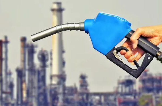 Foto - Benzin fiyatlarında son dakika: Haziran ayından bu yana ilk kez düştü, akaryakıta çifte indirim (7 Aralık Perşembe güncel benzin-mazot fiyatı)