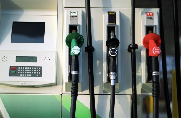 Benzin ve motorin fiyatları uçuşa geçmişti! Akaryakıt istasyonlarına iki yeni yakıt türü geliyor
