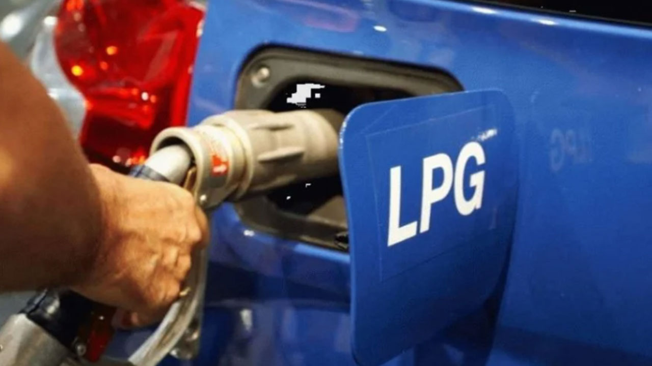 Foto - Benzin ve motorinden 18 lira daha ucuz! Onun da fiyatı uçtu