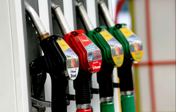 Foto - Benzine 2 motorine 4 TL zam geleceği konuşuluyordu! Son gelen açıklama moralleri bozacak