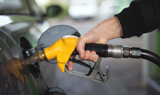 Foto - Benzine 2 motorine 4 TL zam geleceği konuşuluyordu! Son gelen açıklama moralleri bozacak