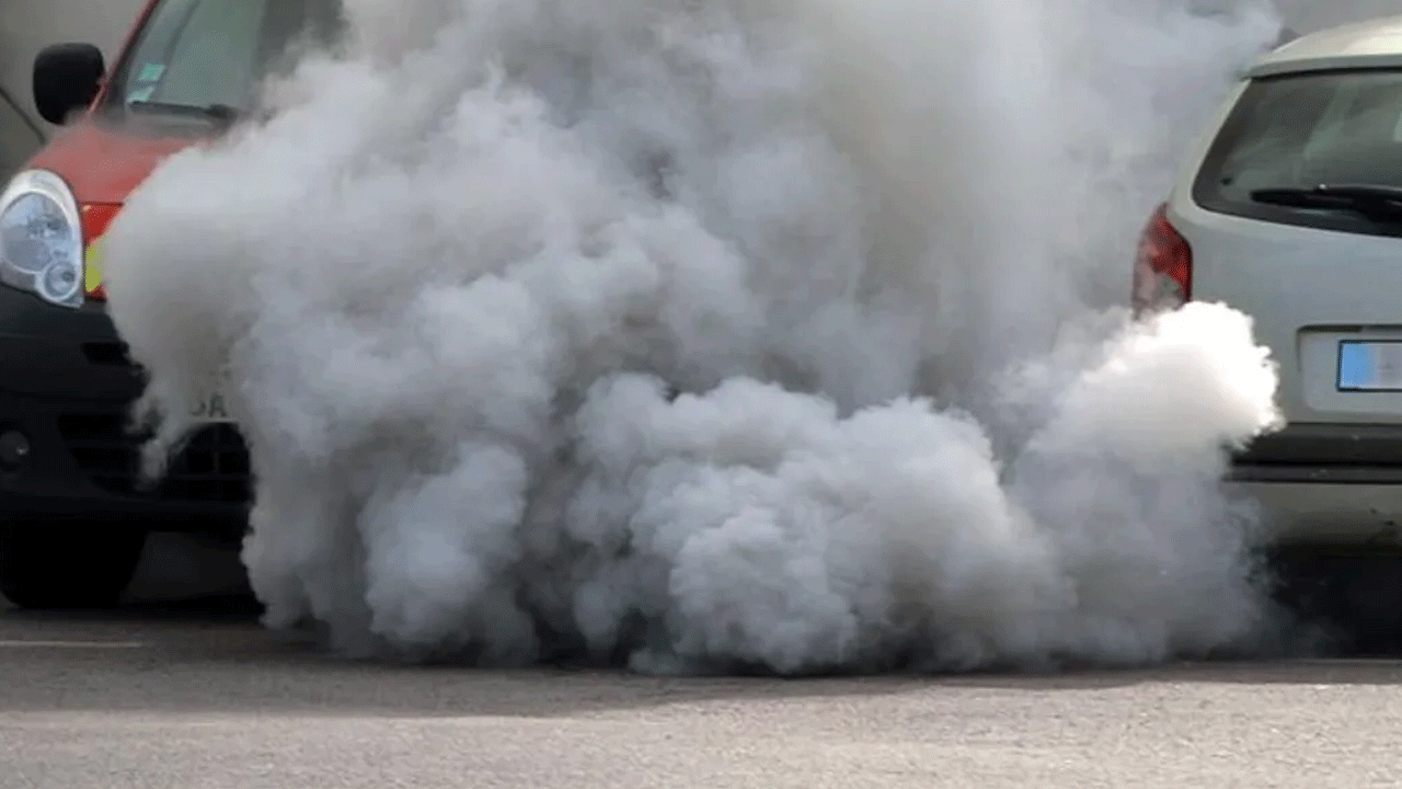Foto - Benzinli ve dizel araçlar kaldırılıyor: Tarihi öne çekecekler!