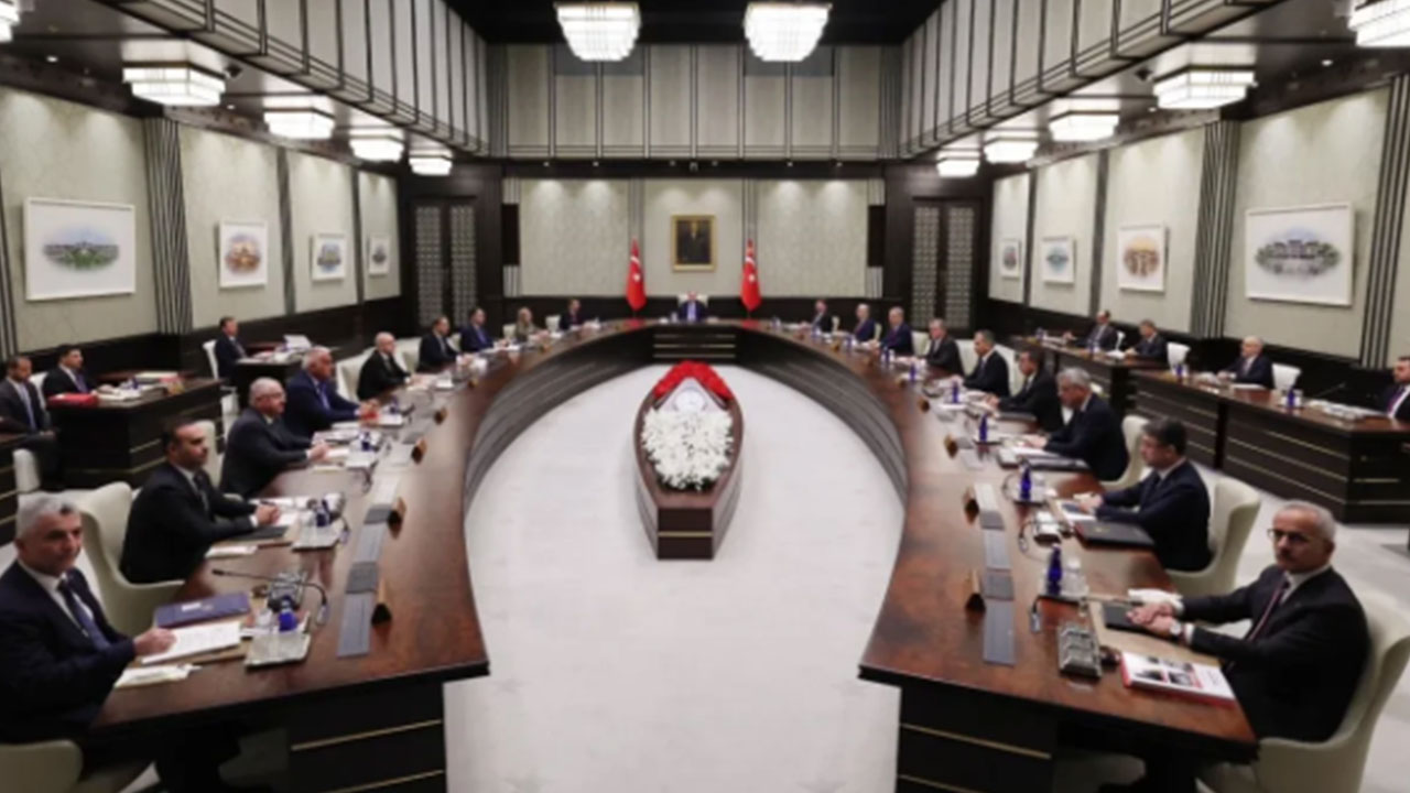 Foto - Abdulkadir Selvi'den kabine değişikliği kulisi! 'Bakan toto oynanıyor' diyerek duyurdu