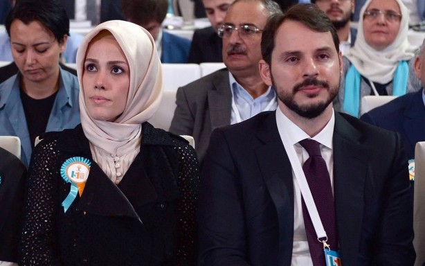 Berat Albayrak ve eşi Esra Albayrak'tan flaş açıklama! O haberi tüm Türkiye’ye böyle duyurdular