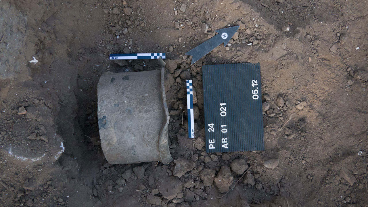 Foto - Bergama’da 1400 yıllık bronz kazan! Günümüzle neredeyse aynı işçilik