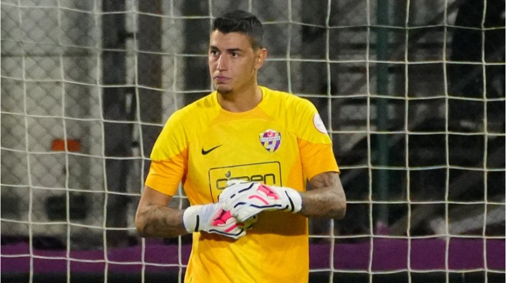 Foto - Berke Özer, Premier Lig devlerinin temsilcilerini tribünde dizdi 