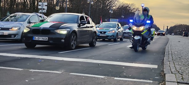Foto - Berlin’de Filistin’e destek için sokaklara döküldüler!