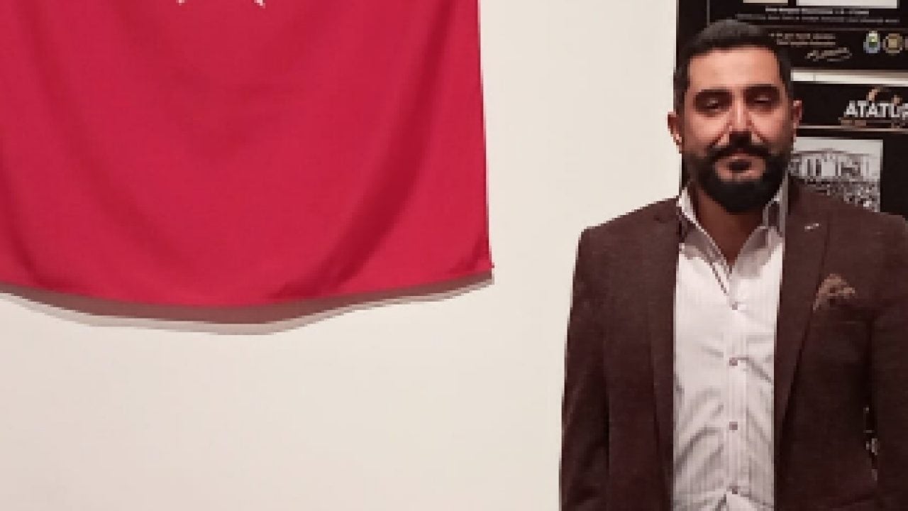 Foto - Berna Laçin'e büyük tepki: 'Yunanistan’ı Severken İzmir’in İşgalini Anlatmak…'