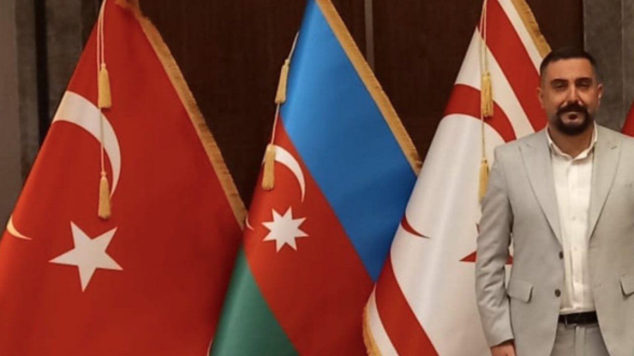 Foto - Berna Laçin'e büyük tepki: 'Yunanistan’ı Severken İzmir’in İşgalini Anlatmak…'