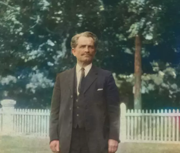 Foto - Beş parasızdı, ölüsünü ev sahibi buldu! Yeryüzünün gelmiş geçmiş en zeki insanı