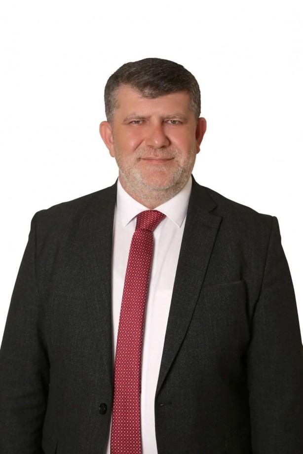 Foto - Beşikçioğlu’ndan yine eş dost ataması! Ankara’da ikamet etmeyen adamlar belediye çalışanı oldu