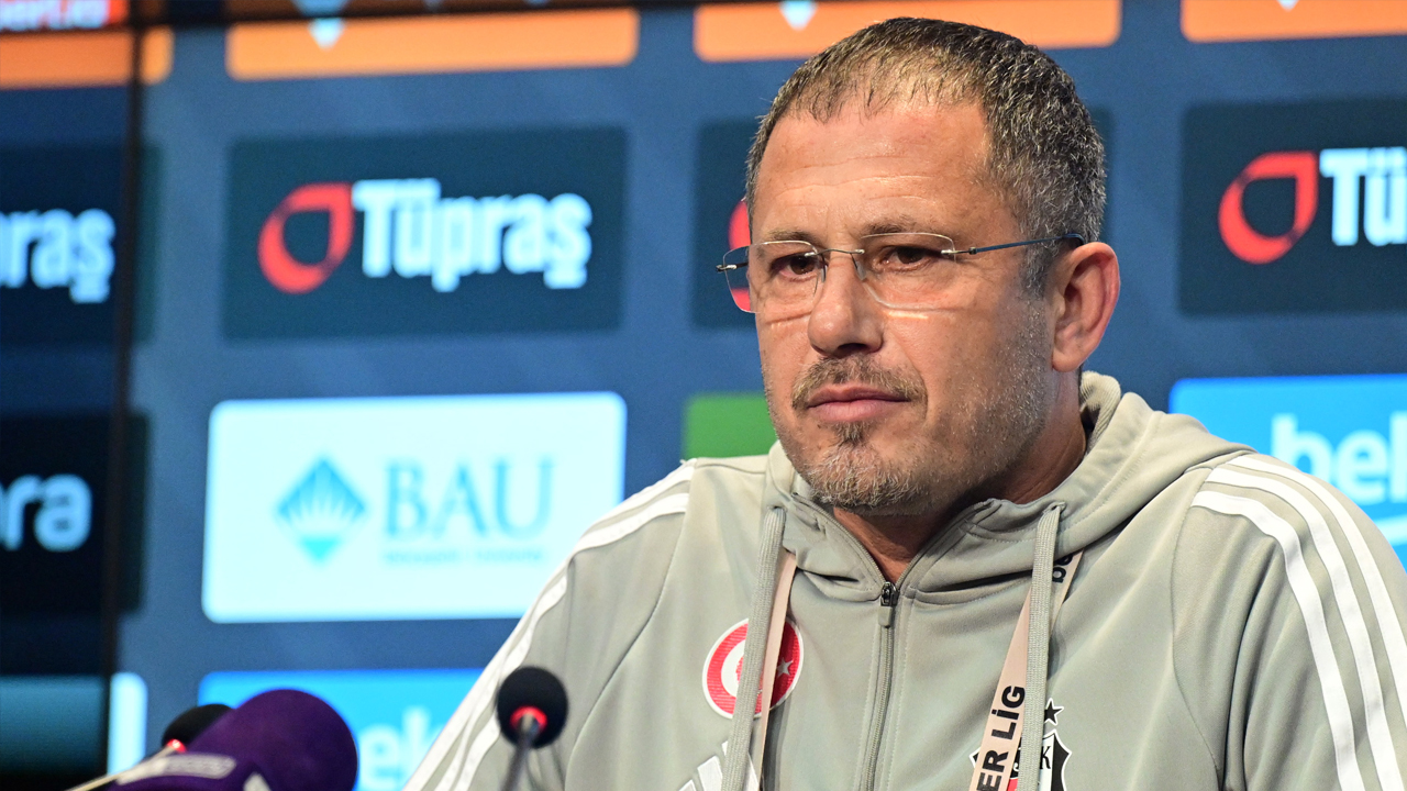 Foto - Beşiktaş 1-1 berabere kalınca deliye döndü: Hepsini gönderin: Bu nasıl bir rezalet! Kaplumbağa bile…