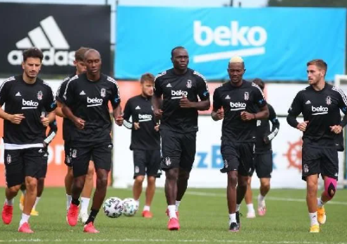 Foto - Beşiktaş 1.5 saate yakın çalıştı