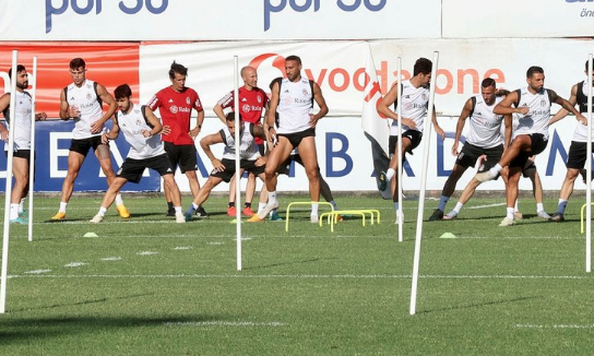 Foto - Beşiktaş bomba patlatmak için ManU'yu seçti!.. Görenler ne olduğunu merak ediyor!