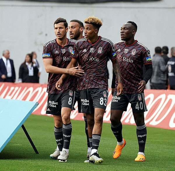 Foto - Beşiktaş bombayı patlatıyor! Yıldız isimle anlaşma sağlandı...