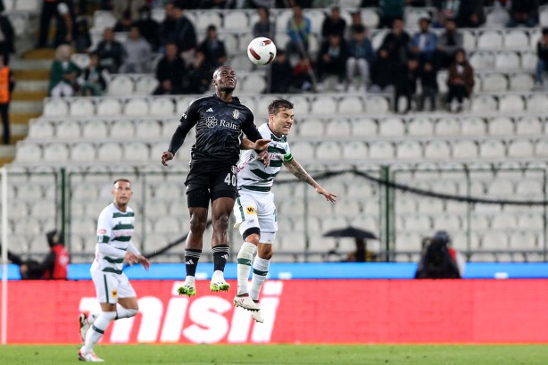 Foto - Beşiktaş çok kritik açıklamayı yapacak mı? Erman Toroğlu'ndan yaylım ateşi: Yok böyle bir eleştiri...