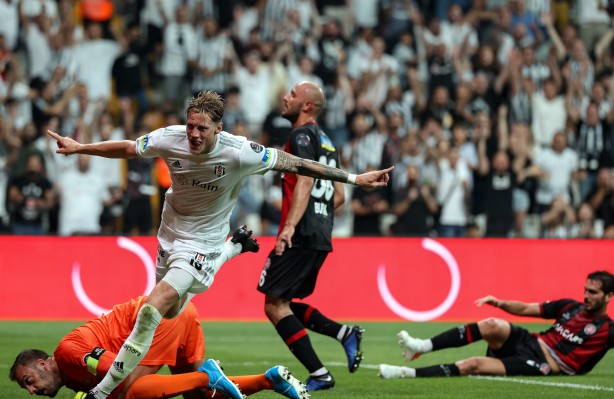 Foto - Beşiktaş, Fatih Karagümrük'ü gole boğdu