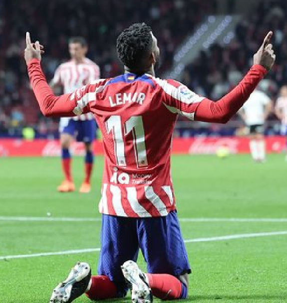 Foto - Beşiktaş, Fenerbahçe ve Galatasaray çok sürpriz bir yıldızın peşinde! Transferde yılın kapışması