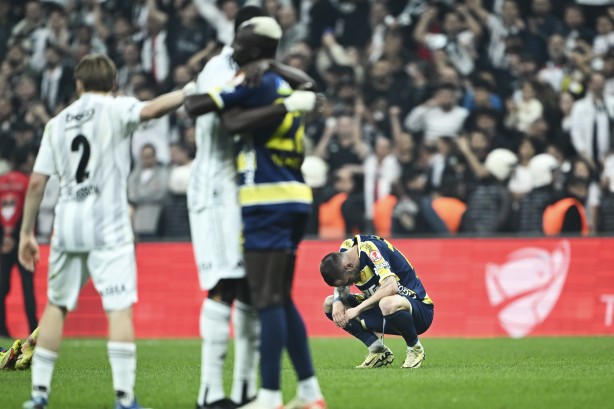 Foto - Beşiktaş, Fenerbahçe'de değer bilinmeyen oyuncu için devreye girdi! Görüşmeler başladı bile...