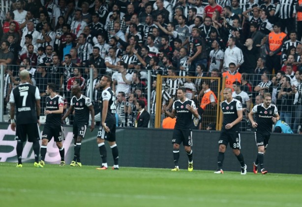 Foto - Beşiktaş-Galatasaray derbisinden kareler