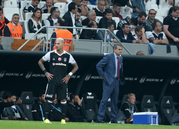 Foto - Beşiktaş-Galatasaray derbisinden kareler