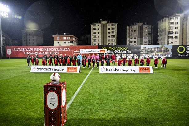Foto - Beşiktaş ille de stoper diyor: İsmi duyan 'yok artık' dedi: Fernando Santos acil durum ilan etti...