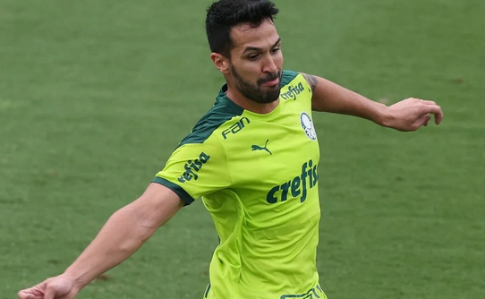 Beşiktaş ille de stoper diyor: İsmi duyan 'yok artık' dedi: Fernando Santos acil durum ilan etti...