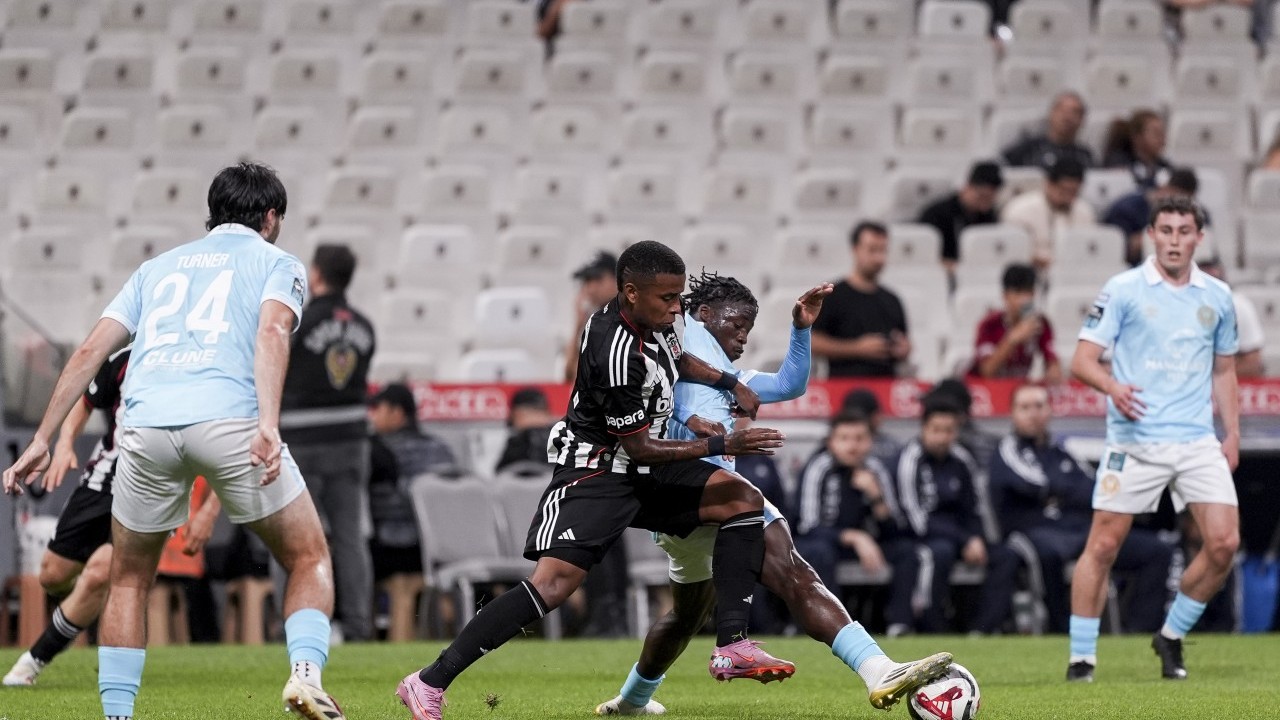 Foto - Beşiktaş Konferans Ligi'nde kazandı ama oynanılan oyun tepkiler dinmedi! Nihat Kahveci ağır eleştirdi...