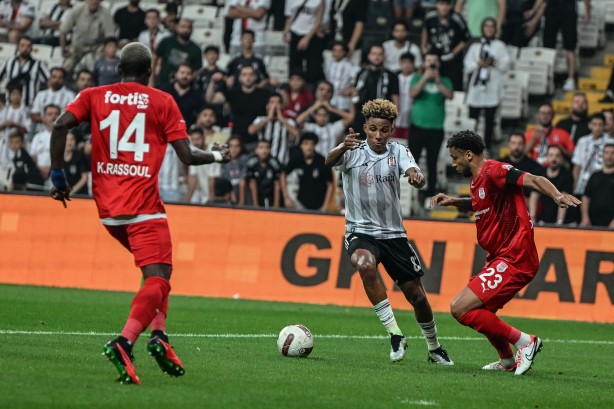 Foto - Beşiktaş sahasında istediğini alamadı