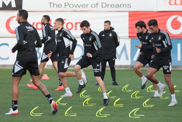 Foto - Beşiktaş, Şenol Güneş ile ilk maçına çıkacak! Hazırlıklar tamamlandı