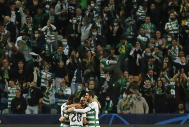 Foto - Beşiktaş, Sporting'e 4 golle mağlup oldu
