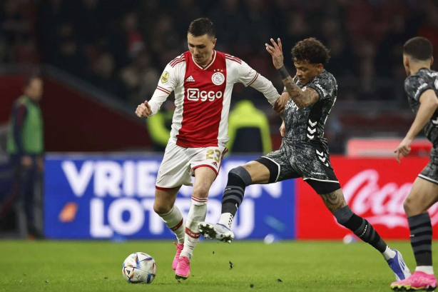 Foto - Beşiktaş transfer çılgına döndü! Rachid Ghezzal'ın yerine Hollanda'nın göz bebeği