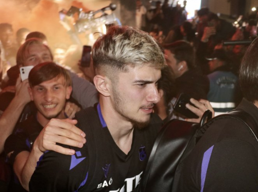 Foto - Beşiktaş ve Galatasaray transferde karşı karşıya geldi! Bakalım kazanan kim olacak?