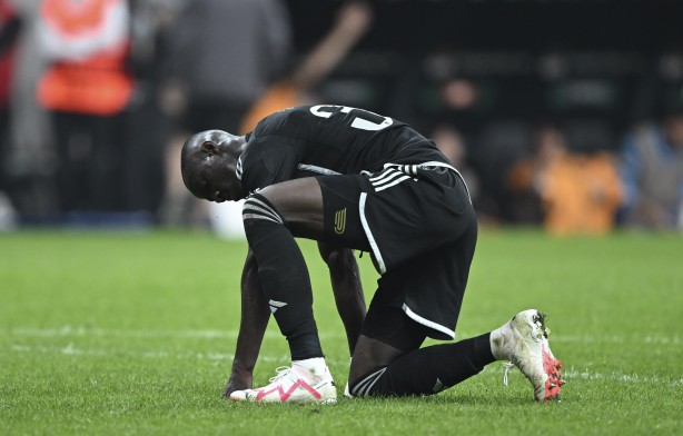 Foto - Beşiktaş yandı! Herkes Ahmet Nur Çebi'nin kararını bekliyor! Yönetim kurulu sonrası...