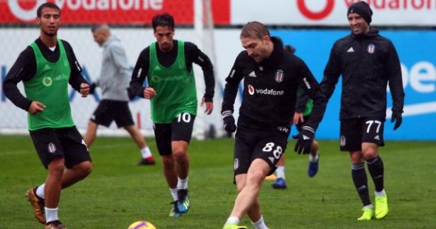 Foto - Beşiktaş yönetiminden futbolculara rest: FIFA'ya gidebilirsiniz