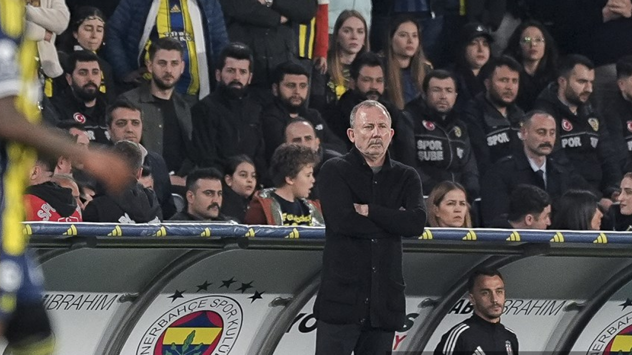 Beşiktaş'a Amir Murillo'dan kötü haber! Derbide ikinci yarıya çıkamadı