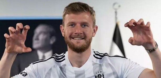 Beşiktaş'a Premier Lig'den takviye! Resmen duyurdular