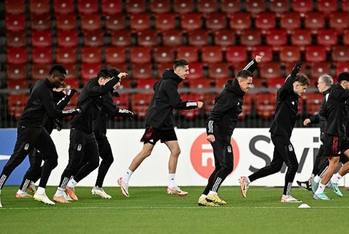 Foto - Beşiktaş'ı ayağa kaldıracak kararı duyurdular! Artık gidiyor... Ocak'ta resmen yolcu: İşte yeni takımı!