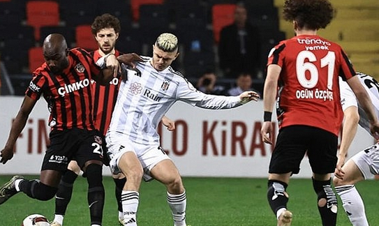 Foto - Beşiktaş’ı bu hale getirenler utansın! Yazıklar olsun böyle istatistik yok artık dedirtti!