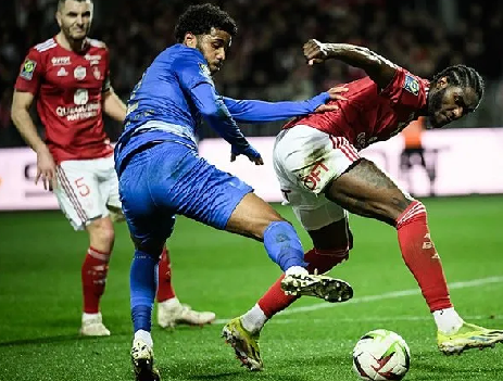 Beşiktaş'ı ilgilendiren haber: Flaş hamle: Bu kararı aldı: 5 kişi birden: Takımın yarısı kesin gidecek