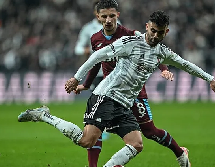Foto - Beşiktaş'ı ilgilendiren haber: Flaş hamle: Bu kararı aldı: 5 kişi birden: Takımın yarısı kesin gidecek