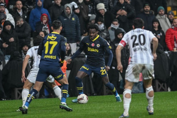Foto - Beşiktaş'ı sallayacak gelişme: Sen ne yaptın böyle Samet Aybaba! Beşiktaşlılar küplere binecek! 
