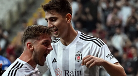 Foto - Beşiktaş'ın genç yıldızından hiç hesapta olmayan karar! Şimdi de o yorumu yaptı! Aboubakar'a kapak olsun...