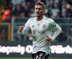 Foto - Beşiktaş'ın genç yıldızından hiç hesapta olmayan karar! Şimdi de o yorumu yaptı! Aboubakar'a kapak olsun...