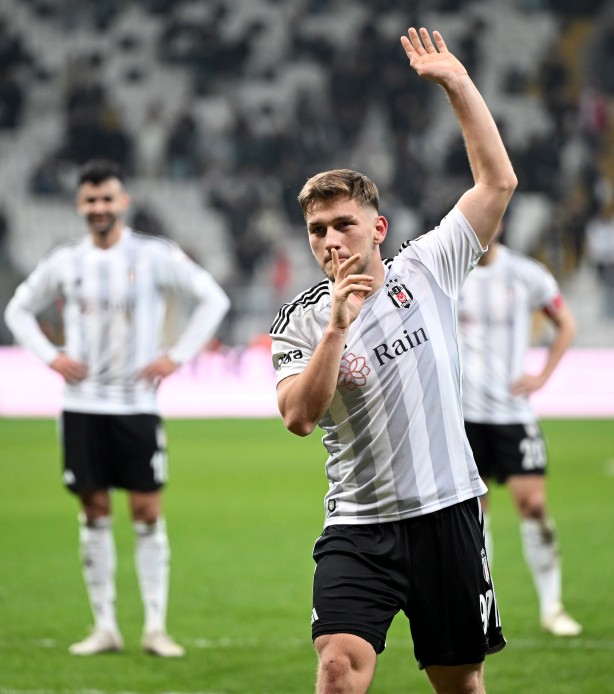 Foto - Beşiktaş’ın kara kutusu Sinan Engin canlı yayında dev teklifi açıkladı