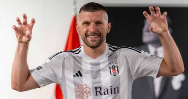 Foto - Beşiktaş’ın püsküllü belası olacak! Yazık hem de çok yazık… Olmayacak olay başlarına geldi!